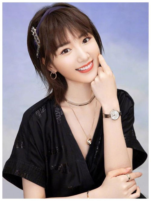 属于甜美系的5位女明星,李沁赵丽颖上榜,而她清纯又甜美