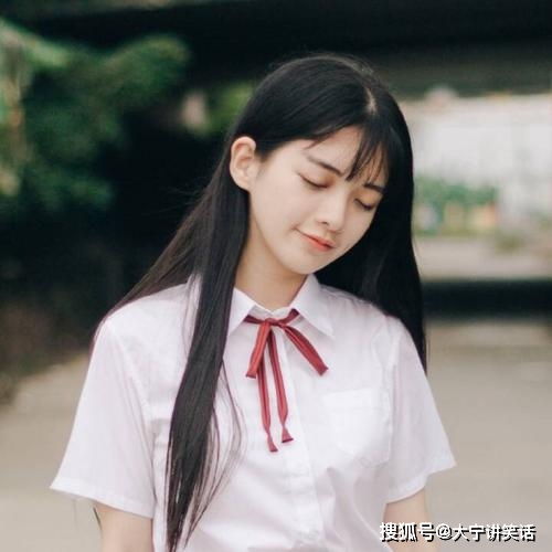 搞笑gif让你买完东西不付钱,被闺蜜抓住了吧
