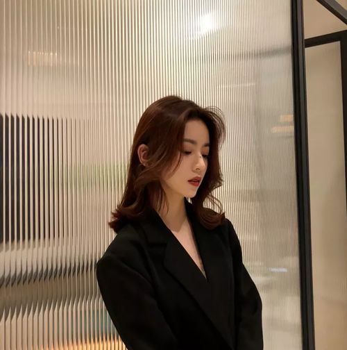 女生治愈头像你说大海会不会等风来.