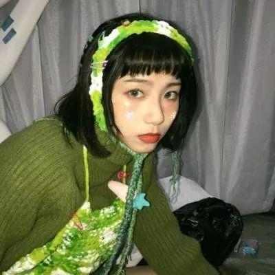绿色系女生头像图片高清女头