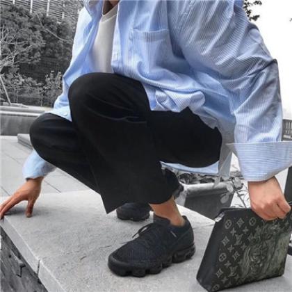 孤傲高冷男头像,这个年纪最彻底的爱心没了
